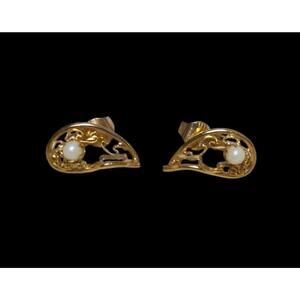 Vintage Paisley Tear Drop Faux Pearl Filagree Goldtone Earrings Clip On